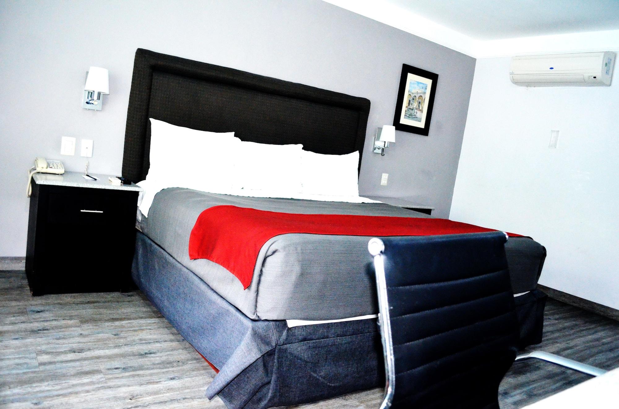 Plaza Camelinas Hotel Querétaro Εξωτερικό φωτογραφία