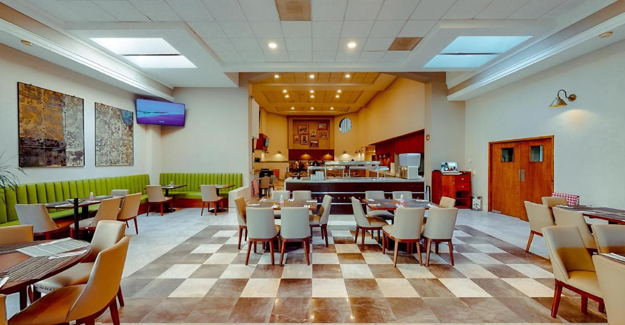 Plaza Camelinas Hotel Querétaro Εξωτερικό φωτογραφία