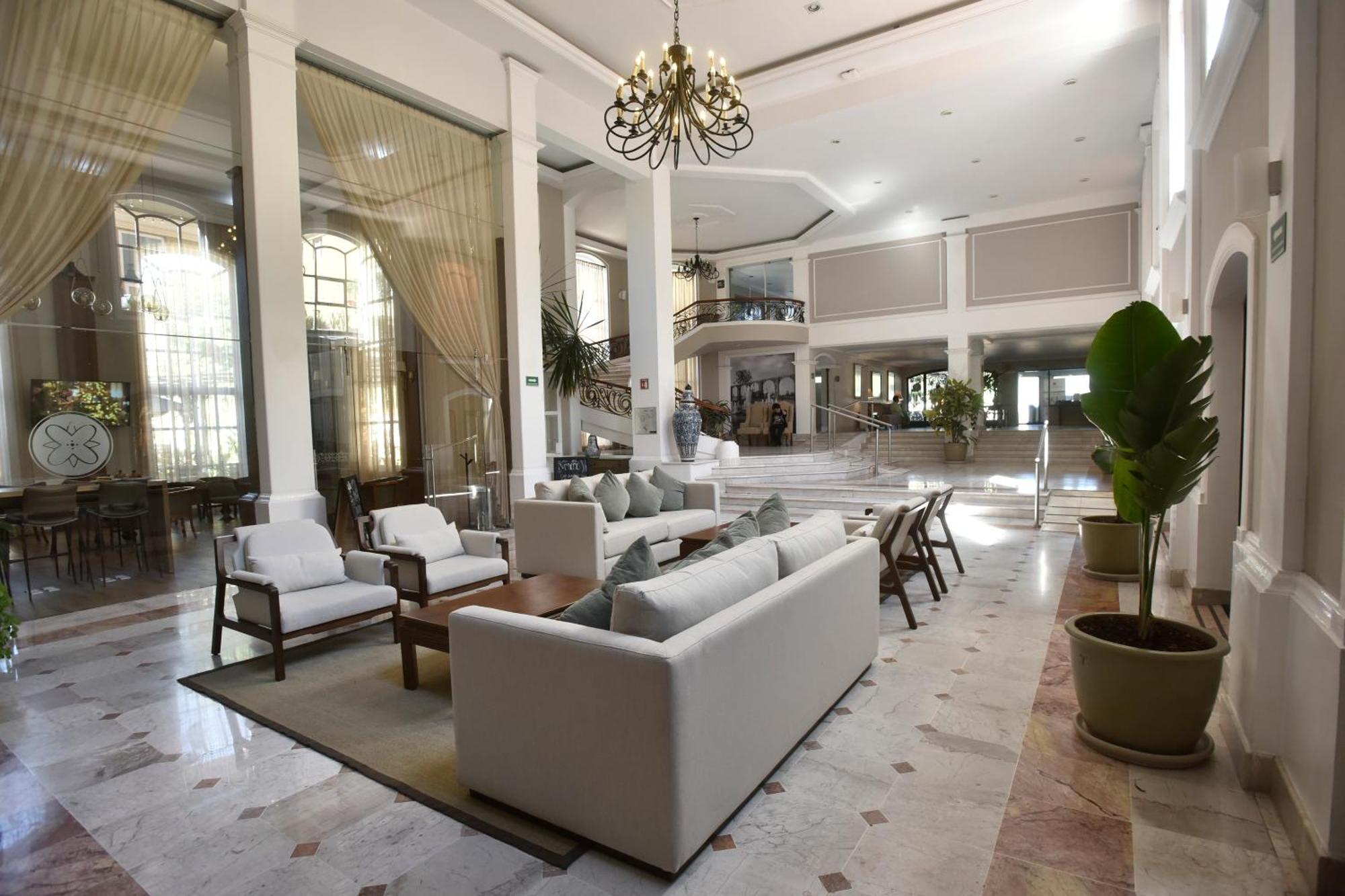 Plaza Camelinas Hotel Querétaro Εξωτερικό φωτογραφία